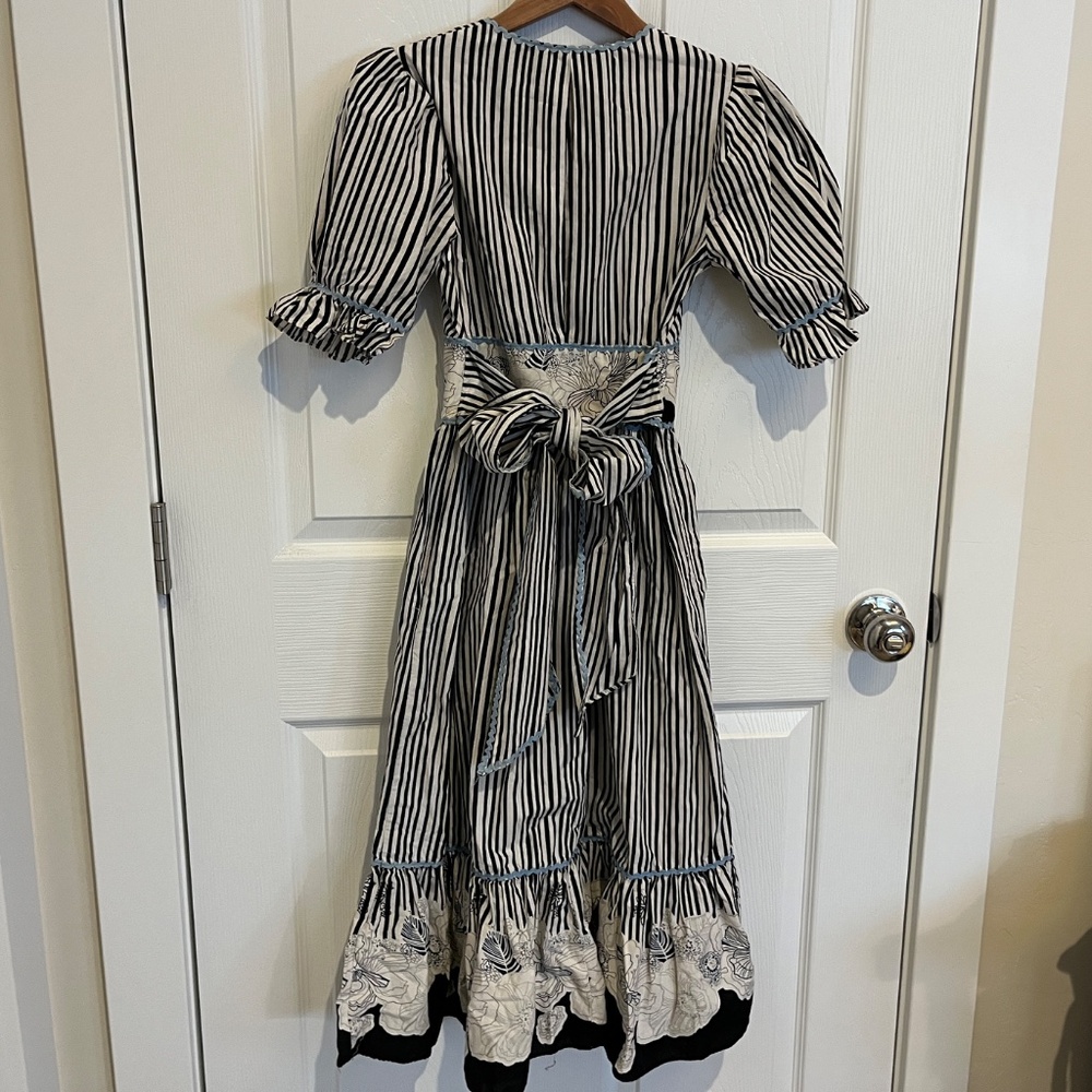 One September dress - Picture 2 of 9